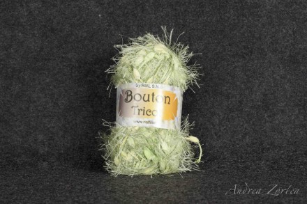 Buton Tricot - col 705